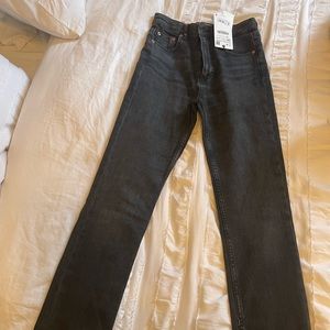 NWT zara skinny split hem jeans (black)